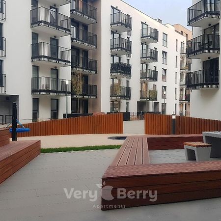 Garbary 104 - Apartament Z Balkonem - Self Check In 24H Poznan Exterior foto